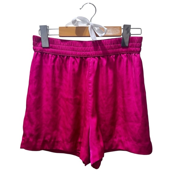 Victorias Secret XS Classic Hot Pink Satin Slip Pj Pyjama Mini Shorts Soft Silk - Picture 1 of 4
